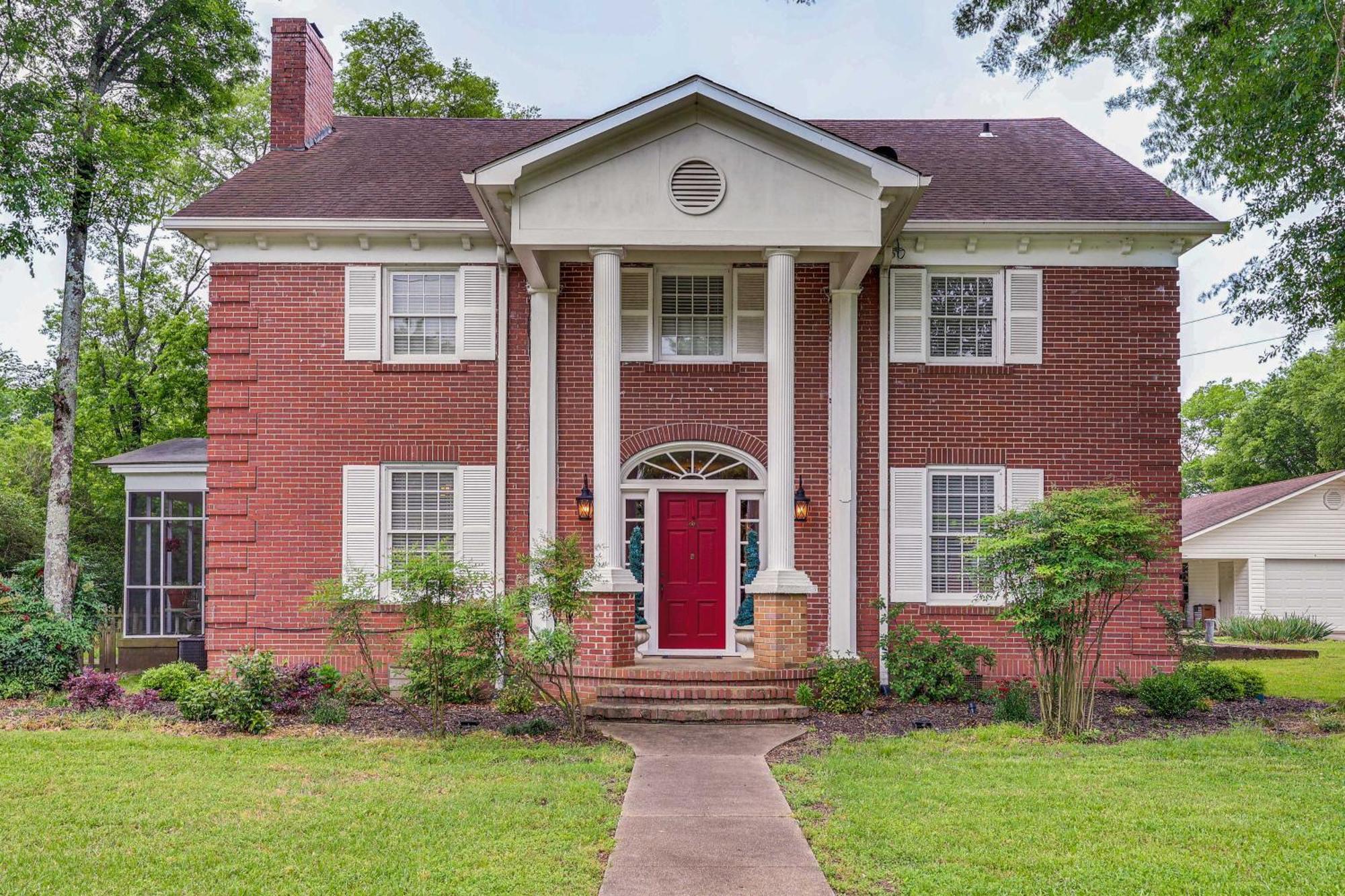 Delightful Retreat With Fireplace And Large Yard! מראה חיצוני תמונה